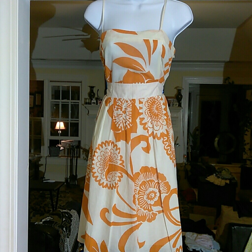 Ixia, Ladies Dress